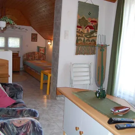 In Heviz/balaton 18913 Holiday home *