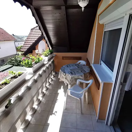 In - Balaton 18886 度假居